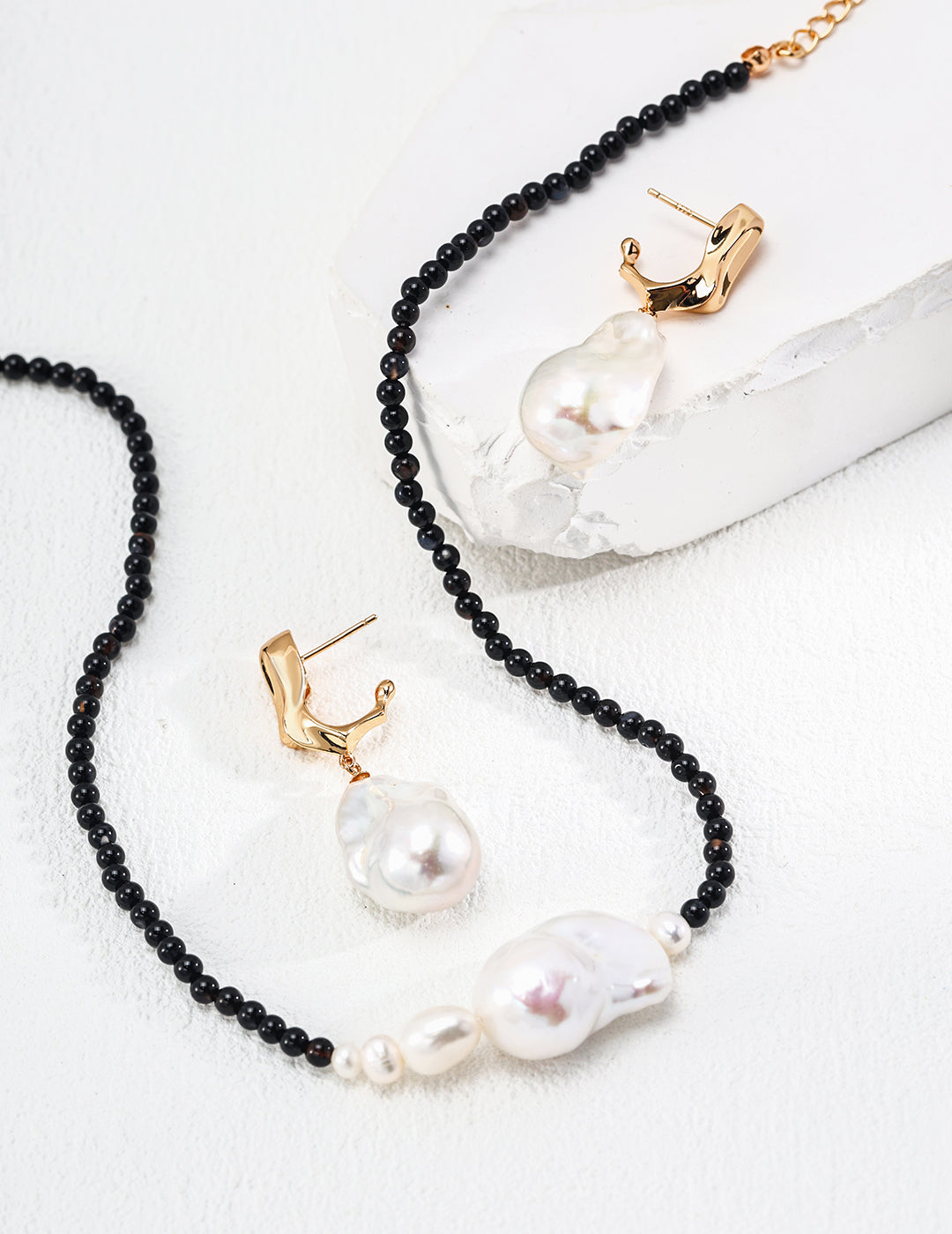 Minimalist Natural Pearl & Black Agate 925 Sterling Silver Necklace