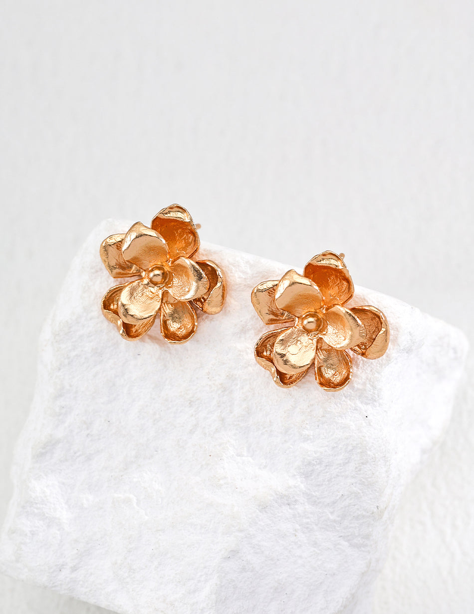 Vintage Bloom: S925 Gold-Plated Flower Stud Earrings