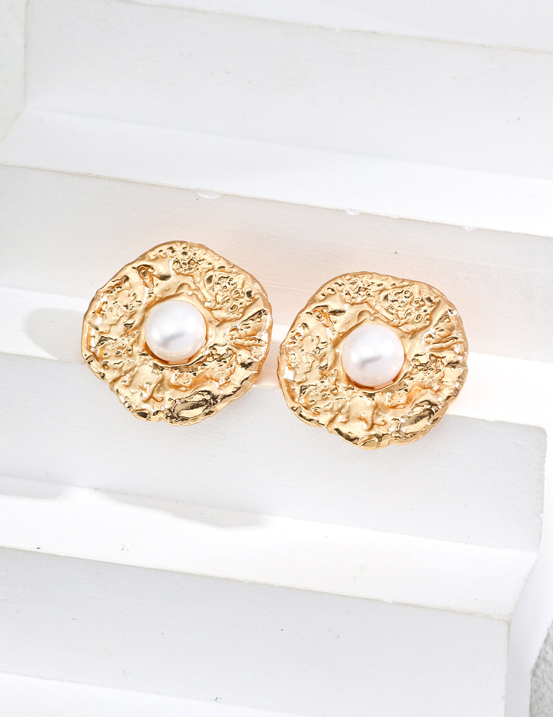 Vintage Natural Pearl Stud Earrings