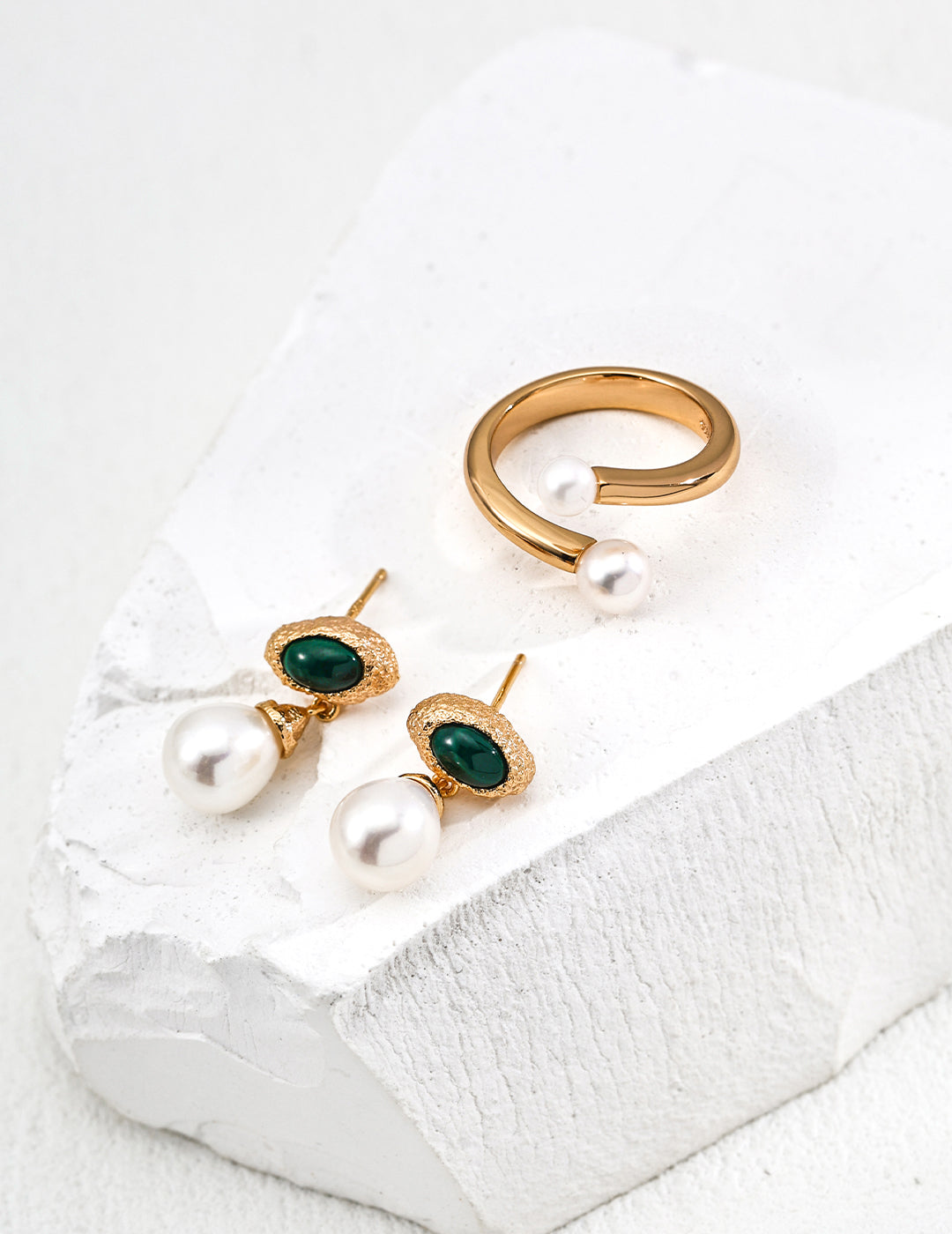 Verdant Drop 925 Sterling Silver Pearl & Malachite Earrings